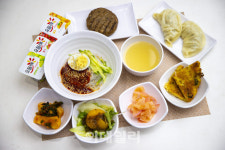 “맛집 줄 안 서도 돼요” 사내식당 미쉐린 인기 메뉴 보니