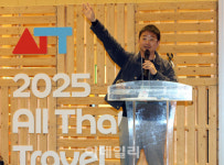 [포토]강연하는 이용규 트래블레이블 대표