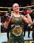 '女격투기 GOAT' 셰브첸코, 최강 도전자 꺾고 UFC 1차 방어