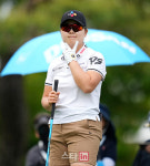 [골프in포토]홍정민,승리의 브이로 기다려요