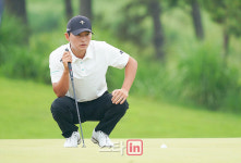 [골프in포토] 김영수, 성공 시키고 싶은 눈초리