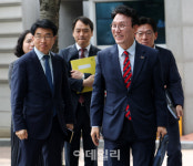 [포토] 김민석 국무총리 후보자 출근길