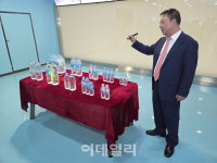 1조 팔았지만 갈 길 멀다…백산수, 올해 제2의 도약