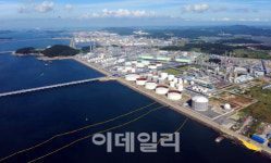 석유화학 장기 불황…충남발 대규모 투자로 위기 극복한다