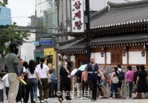 [포토] 삼계탕 전년대비 4.6% 올랐다