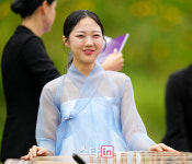 [골프in포토]야금야금(오현지),귀여운 미소 인사