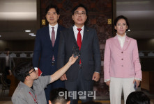 [포토]'강선우 사퇴' 관련 발언하는 송언석 원내대표