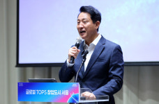 오세훈 등 국힘 시도지사, 李 국민임명식 불참…사면 항의