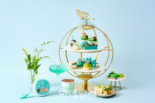 롯데호텔 월드, 데이식스와 올인 콜라보…전 객실·레스토랑 탈바꿈