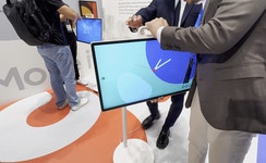 움직이는 TV 격돌…삼성 더 무빙스타일, 이달 30일 출시[IFA2025]