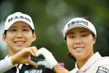 [골프in포토]황연서-이주현,절친 인증 손하트