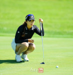 [골프in 포토] 김재희,보고 또 보고