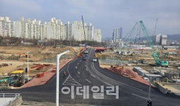 국토부, 대전 유등교 가설 교량 안전성 긴급 점검