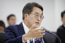 이틀째 이어지는 경기도 국감, 오늘도 김현지 국감 될까