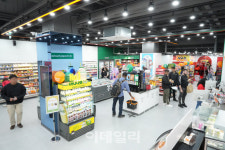 관광명소로 세븐일레븐, 차세대 가맹모델 2.0 ‘뉴웨이브플러스’ 오픈