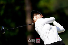 [골프in 포토] 김민솔,시즌 3승을 향하여