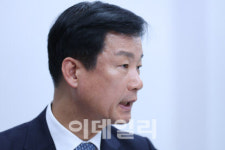 與박균택 