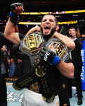 '지금은 마카체프 시대' UFC 역대 10번째 더블 챔피언 등극