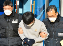 “신이 되살릴 줄” 母 살해 30대 아들, 사실은…“잔소리 때문”