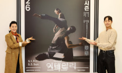 장단 갖고 노는 즉흥적 몸짓에 속도 버무렸죠