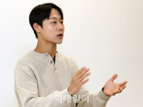 장단 갖고 노는 즉흥적 몸짓에 속도 버무렸죠