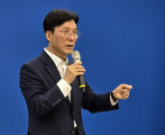 김민석 