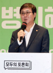 [포토]축사하는 최휘영 문화체육관광부 장관
