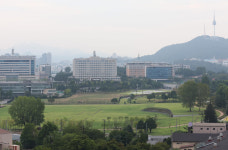 서울시민 64% “용산공원 공공주택 반대”…47%는 ‘매우반대’
