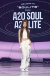 이수만 제작 새 걸그룹에 쏠린 이목…A2O 라이트, 데뷔 직후 차트 강타