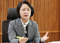 추미애 “저는 정치적으로 화형 당해도”…소방 재정 혁신 촉구