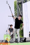 [MBN포토] 장기하, `빨리 노래 따라불러~`