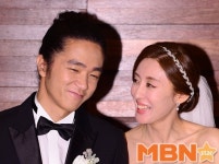 타카기 리나 결혼, `신랑, 바라만 봐도 미소가~` [MBN포토]