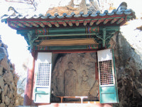 ‘백제의 미소’에 햇살 다시 비치다