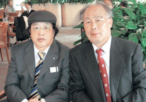 [전시]동명이인 오세영 시인-화가 공동작업 시화전