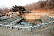 [수도권]서울경치내려다보기<7>호암산 정상 ‘한우물’