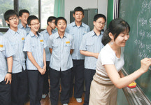 [희망이 싹트는 교실]‘결석 없애기 운동 4년째’ 부산 반송중학교