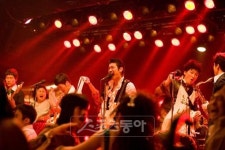 조승우·신민아·차승우…70년대 ‘금지된 밤’을 노래하다