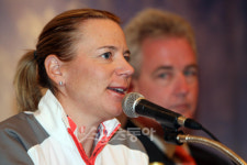 [포토] 소렌스탐 “한국 팬 여러분 반갑습니다”