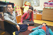 [로비에서]“판박이 시사회 싫다”