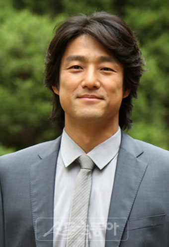 ‘몸개그 달인’된 지진희…안방극장 웃음폭탄