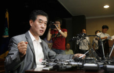 [포토] 주먹 불끈 쥔 수사과장