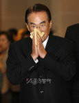 [포토] 故 장진영 시아버지, 김봉호 의원의 침통한 표정