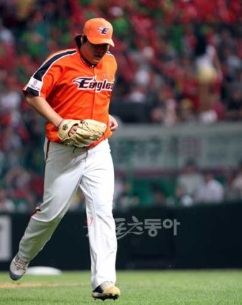 한화 연봉 칼바람“류현진도 예외없다”