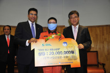 S-OIL ‘소방영웅’에 김진태씨 등 8명 수상
