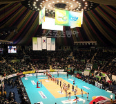 “어머나”…장충체육관선 서브공이 사라진다