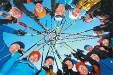 ‘내일의 金’을 캐는 탄광촌 아이들