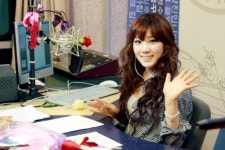 [O2/집중분석] “우리 이제 친해졌죠” 라디오 ‘친친’ 떠난 소녀시대 태연