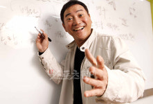 [섬싱Q｜강단에 선 스타들] 이봉원 “개그맨의 조건, 오버 아닌 기본”