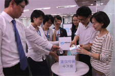 한국애보트 오늘 제 3회 ‘나누면 기쁨 두 배 자선 바자회’ 성황리에 개최