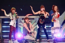 [O2/뮤직] 웰컴 투 더 ‘2NE1 월드’…케이 팝 전인미답 개척